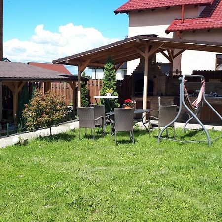 Casa Paduricea Hotel Dezmir Екстериор снимка
