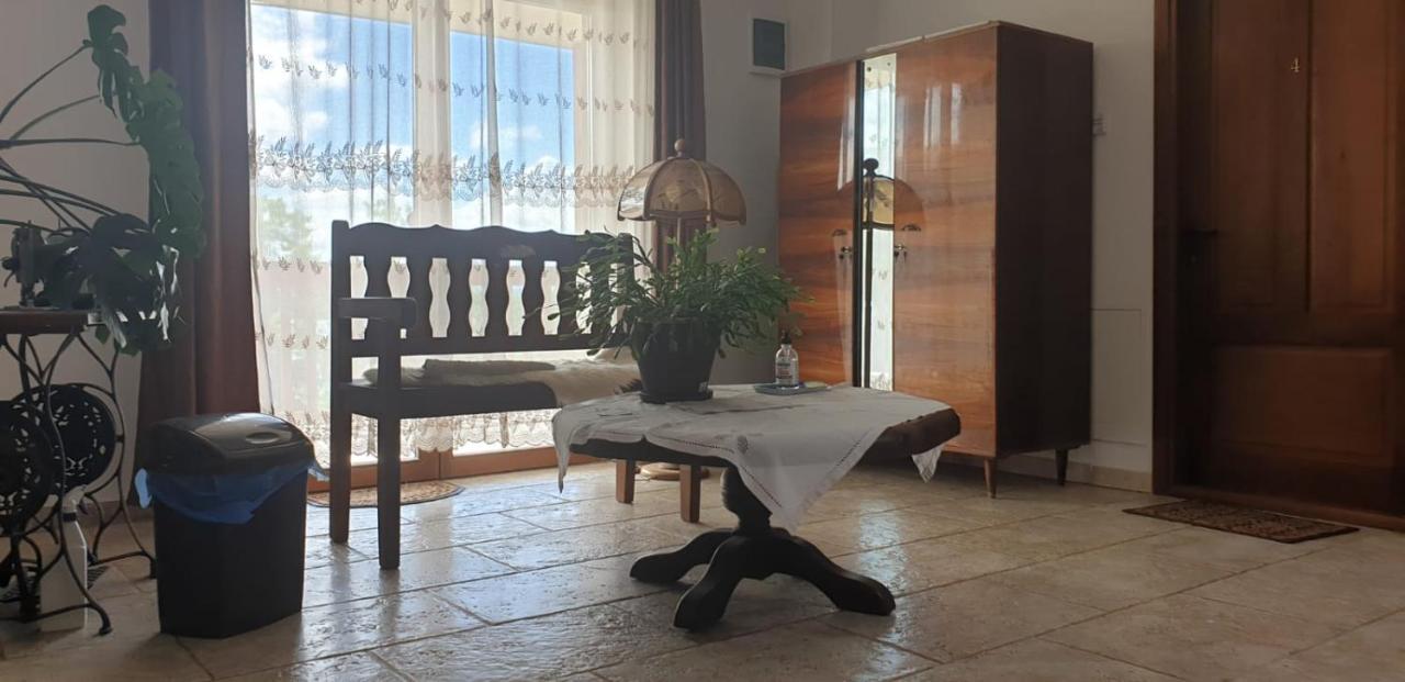 Casa Paduricea Hotel Dezmir Екстериор снимка