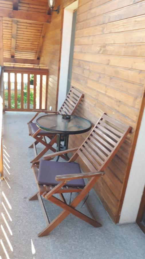 Casa Paduricea Hotel Dezmir Екстериор снимка